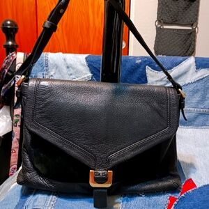 Diane Von Furstenberg- Drew Connect Black Soft Leather Shoulder/ I Pad